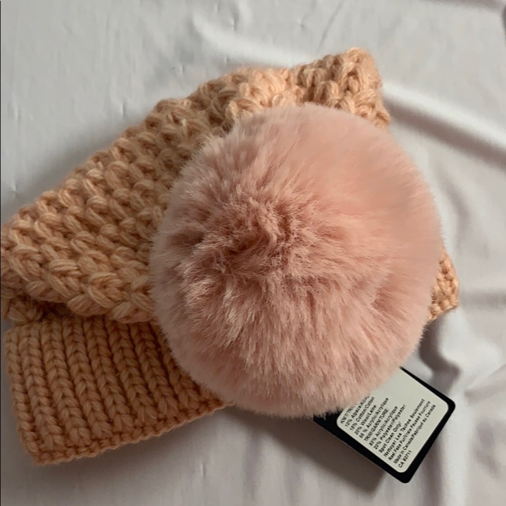 Gorgeous Pink Wool Knit Toque with Pom Pom . - Picture 4 of 5